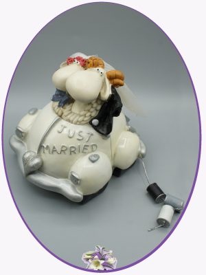 pusculita 'just married'