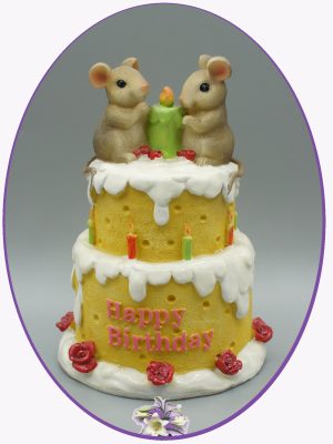 pusculita tort happy birthday cu soricei